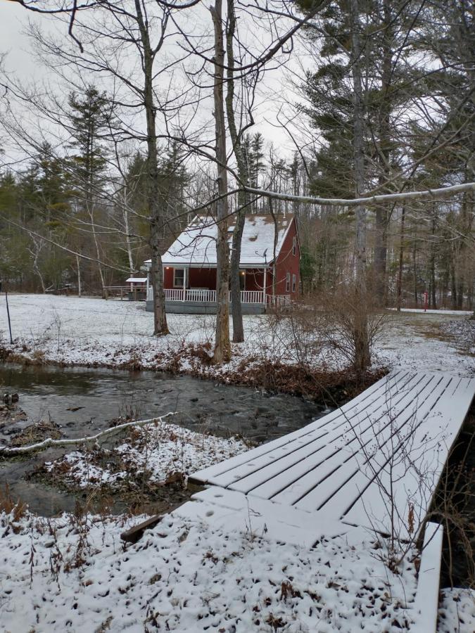 Two Brooks Lodge Bennington Exterior photo